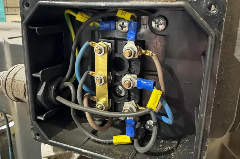 Motor replacement and connections