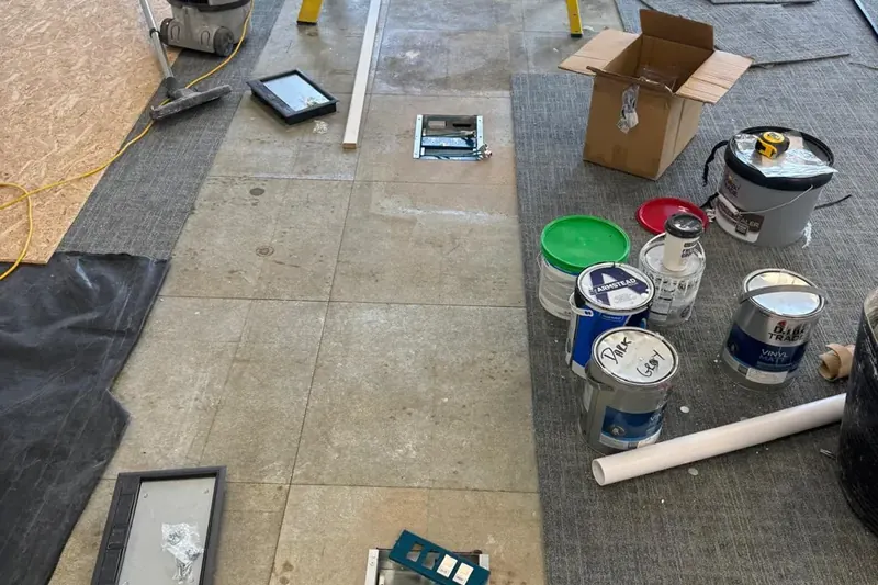 Office power, floor boxes and lighting