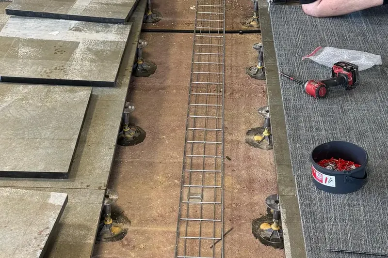 Underfloor data cabling and containment