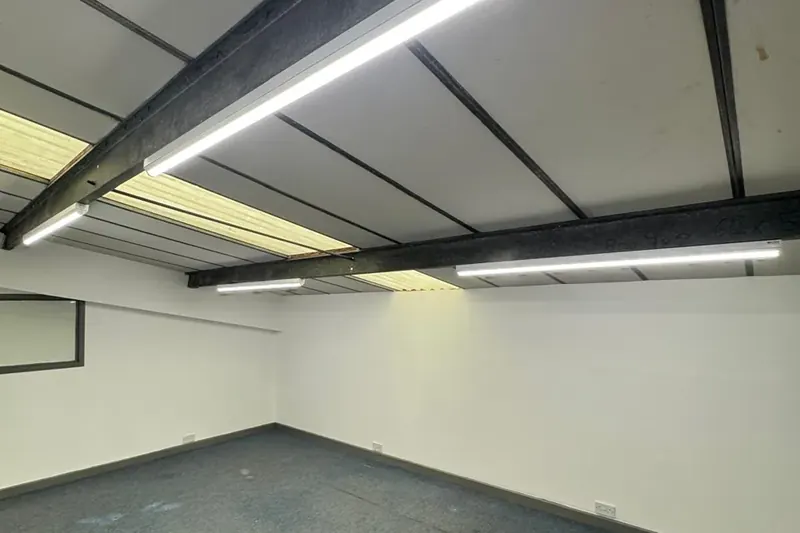 Warehouse and office LED lighting